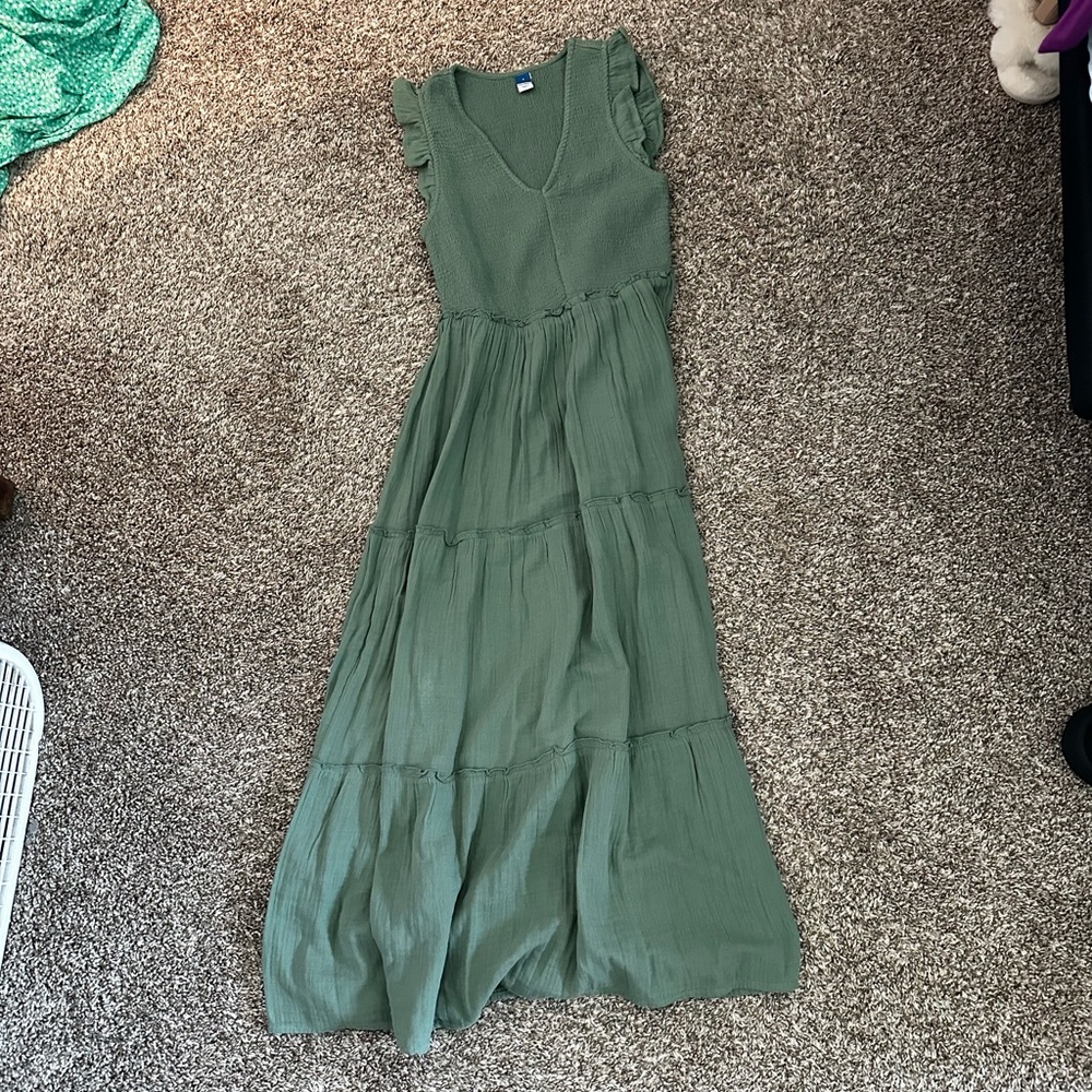 NWOT Old Navy Smocked Midi Dress